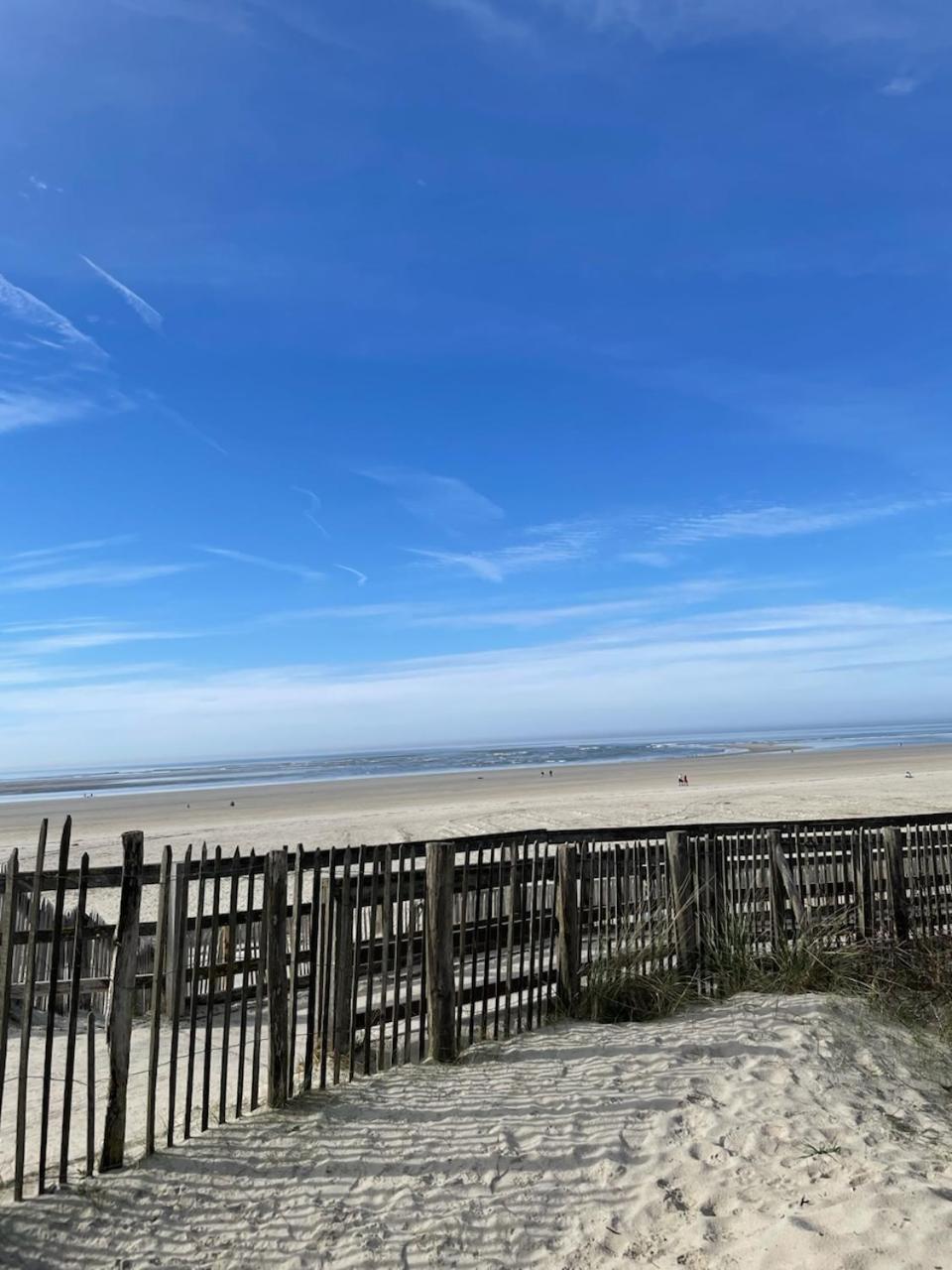 L'Alteia - L'Appartement Les Pieds Dans L'Eau Avec Place De Parking Prive Et Acces Direct A La Plage Berck Exterior foto
